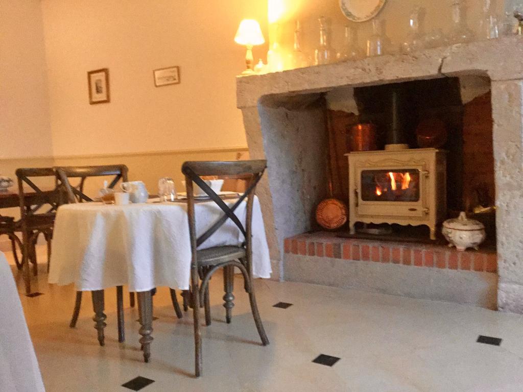 Le Clos Du Cerf Hotel Cellettes  ภายนอก รูปภาพ
